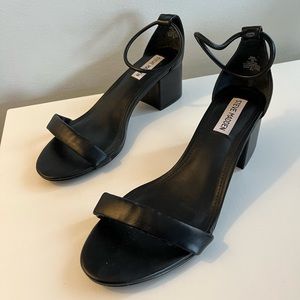 Steve Madden elastic ankle heeled sandal